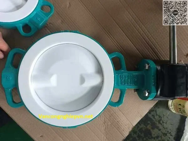 Van bướm lót PTFE tay quay